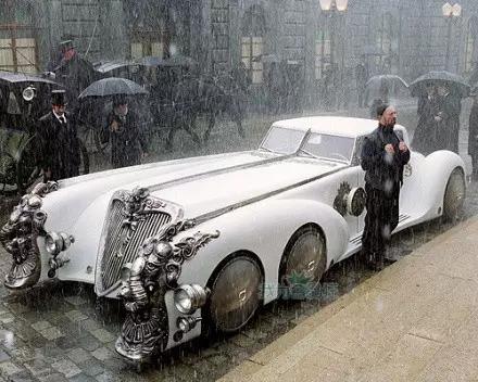 {HMG}(劳斯莱斯银魅报价155亿)