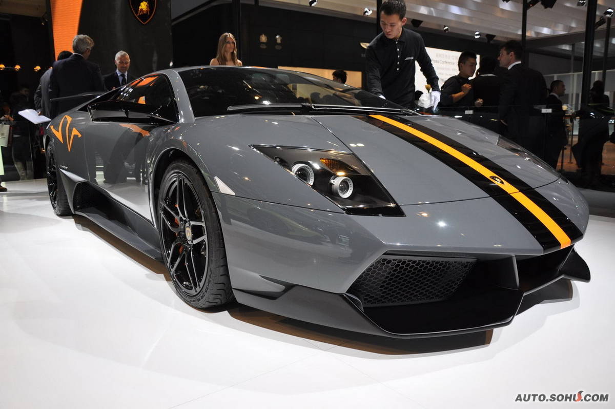 {六合彩}(兰博基尼车型名字及图片)