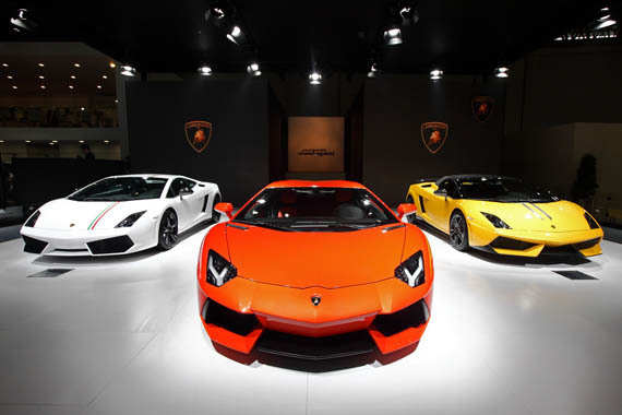 {六合彩}(兰博基尼车型名字及图片)